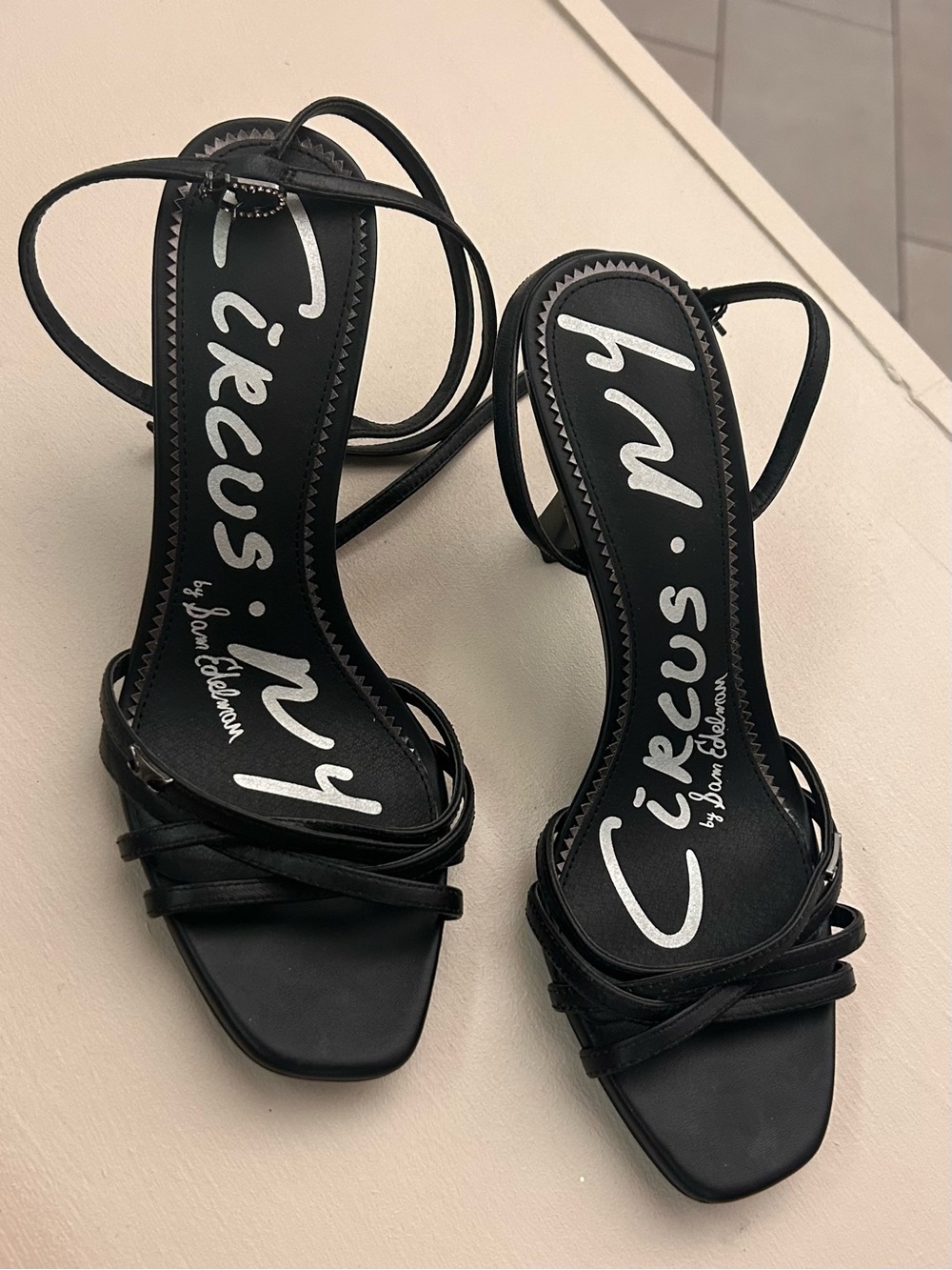 Circus by Sam Edelman Black Strappy Sandals 9